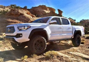 Toyota Tacoma Suspension Lift Kit - Front + Rear - Tuff Country - 3in Front/1in Rear Lift Kit - `05-`23